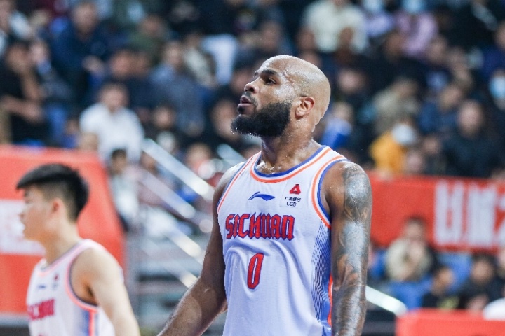 必一运动官方网站-直播吧：四川男篮已支付拖欠款+罚款并告知高登 现等待FIBA确认