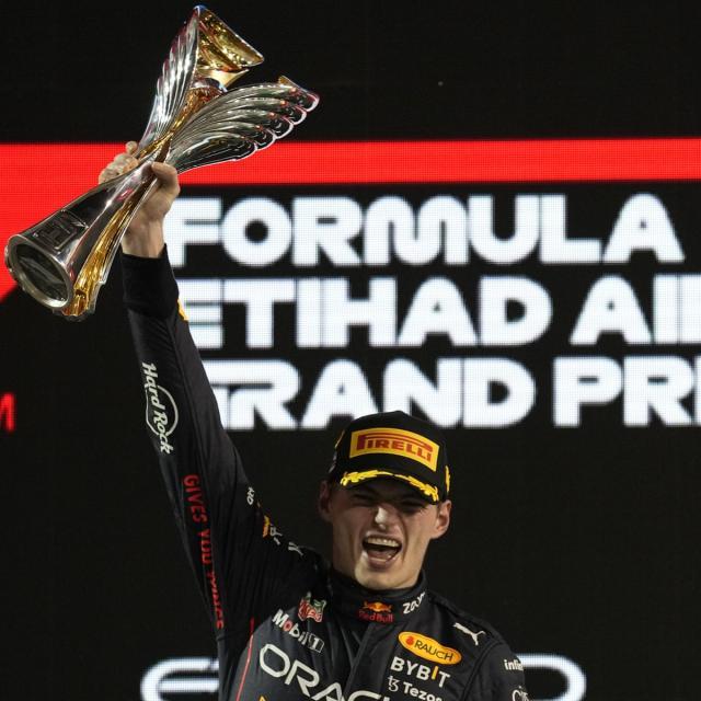 bsports-维斯塔潘阿布扎比夺冠完美收官 维特尔隆重告别