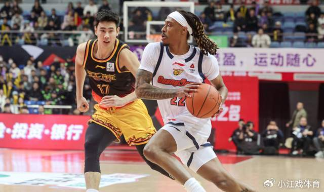必一运动登录入口-广东第一混子外援出现!场均8分还拿500万大合同,杜锋忍无可忍|广东男篮|麦考尔|崔永熙|焦泊乔|比赛_新浪体育_新浪新闻